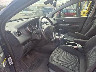 Peugeot 5008 1.6 VTI blue lease 7P picture 7
