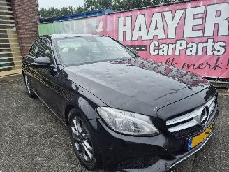 Vaurioauto  passenger cars Mercedes C-klasse 220cdi 2017/8