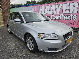 Damaged car Volvo V-50 1.6 D2 Kinetic 2012/1