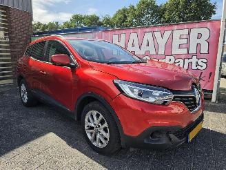 uszkodzony samochody osobowe Renault Kadjar 1.2 Tce Zen 2015/11