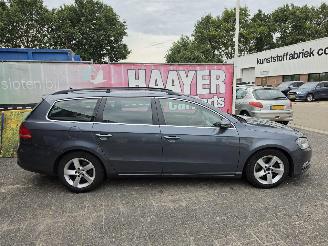 Volkswagen Passat 1.6 TDI Bluemotion executive edition picture 2