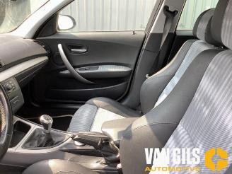 BMW 1-serie 1 serie (E87/87N), Hatchback 5-drs, 2003 / 2012 120d 16V picture 14