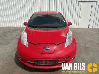 Vrakbiler auto Nissan Leaf Leaf (ZE0), Hatchback, 2010 / 2017 Leaf 2017/2