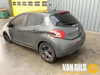 Peugeot 208 208 I (CA/CC/CK/CL), Hatchback, 2012 / 2019 1.2 Vti 12V PureTech 82 picture 2