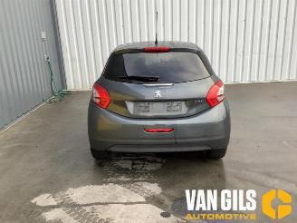 rozbiórka samochody osobowe Peugeot 208 208 I (CA/CC/CK/CL), Hatchback, 2012 / 2019 1.2 Vti 12V PureTech 82 2014/10