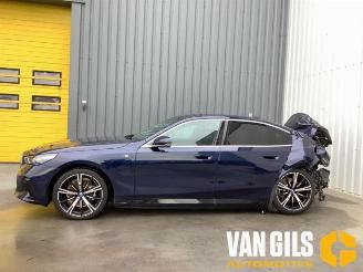 BMW 5-serie 5 serie (G60), Sedan, 2023 530e 2.0 TwinPower Turbo 16V picture 8