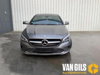 Salvage car Mercedes Cla-klasse CLA Shooting Brake (117.9), Combi, 2015 / 2019 2.2 CLA-200 CDI, 200 d 16V 2018