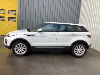 Land Rover Range Rover Evoque Zeer nette auto /  APK verloopdatum: 08-02-2026 picture 2