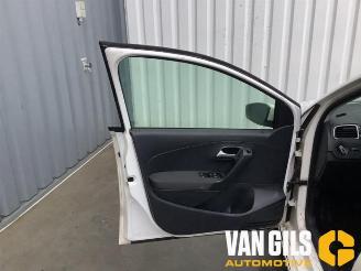 Volkswagen Polo Polo V (6R), Hatchback, 2009 / 2017 1.2 TDI 12V BlueMotion picture 13