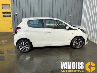 Peugeot 108 108, Hatchback, 2014 1.0 12V VVT-i picture 6