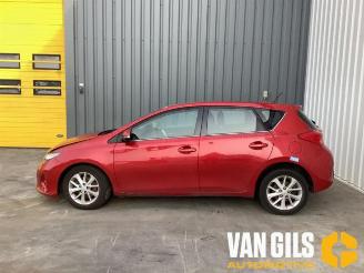  Toyota Auris  2015