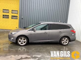 Coche siniestrado Ford Focus Focus 3 Wagon, Combi, 2010 / 2020 1.0 Ti-VCT EcoBoost 12V 125 2012/12