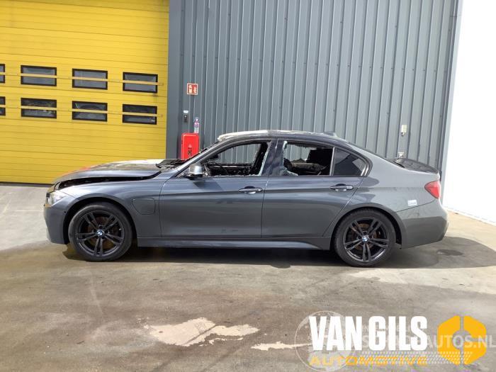 BMW 3-serie 3 serie (F30), Sedan, 2011 / 2018 330e