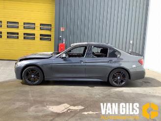 Vrakbiler auto BMW 3-serie 3 serie (F30), Sedan, 2011 / 2018 330e 2018/4