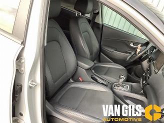 Hyundai Kona Kona (OS), SUV, 2017 / 2023 1.6 GDi HEV 16V picture 16