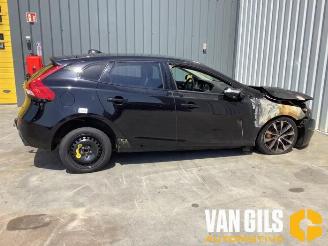 Volvo V-40 V40 (MV), Hatchback 5-drs, 2012 / 2019 1.5 T3 16V Geartronic picture 5