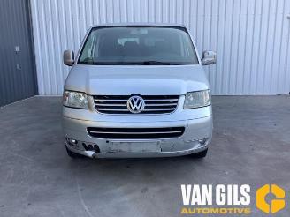 Vrakbiler auto Volkswagen Transporter Transporter T5, Van, 2003 / 2015 1.9 TDi 2009/6