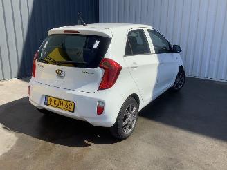 Kia Picanto 1.0 12V Hatchback  Benzine 998cc 51kW (69pk) picture 3