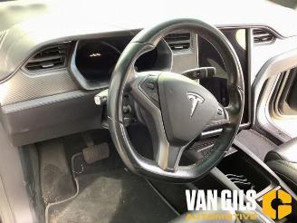 Tesla Model X Model X, SUV, 2013 / 2026 100X picture 17