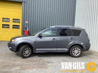 Uttjänta bilar auto Mitsubishi Outlander  2009
