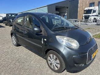 Vaurioauto  passenger cars Citroën C1 1.0 Ambiance 2011/4
