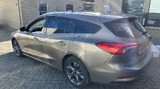 Ford Focus 1.5 ECO Blue ST Line Business picture 6