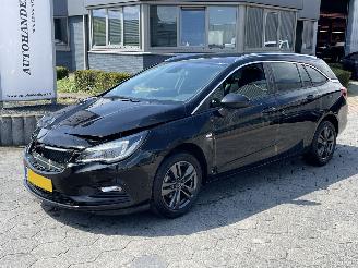 krockskadad bil bedrijf Opel Astra Sports Tourer 1.0 Turbo 120 Jaar Edition 2019/10