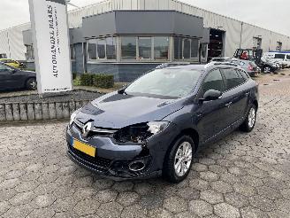 Voiture accidenté Renault Mégane Estate 1.2 TCe Limited 2016/5
