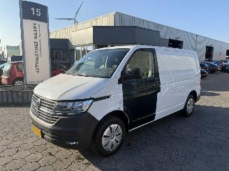 skadebil bedrijf Volkswagen Transporter 2.0 TDI 81KW 2021/4