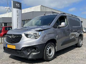 Unfall Kfz Van Opel Combo 1.5D L2H1 Selection 2021/10