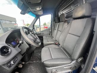 Mercedes Sprinter 2.2 316 MBux L2H2 120KW picture 12