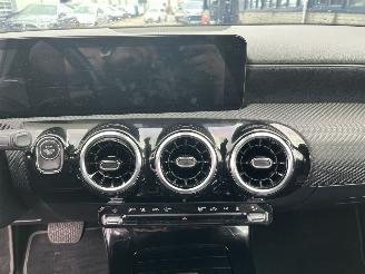 Mercedes A-klasse 250 e Premium AUTOMAAT picture 14