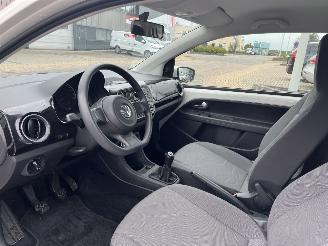 Volkswagen Up! 1.0 move up! picture 11