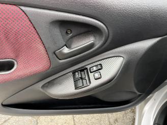Toyota Yaris 1.3 VVT-i S-Line picture 14
