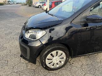 Volkswagen Up! 1.0 BMT move up! picture 9