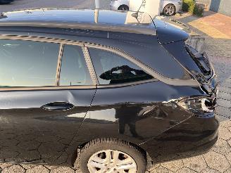 Opel Astra Sports Tourer 110 pk Edition picture 11