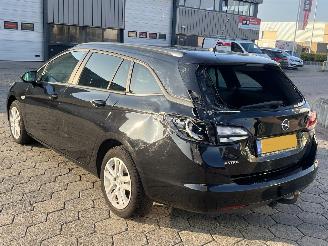 Opel Astra Sports Tourer 110 pk Edition picture 6