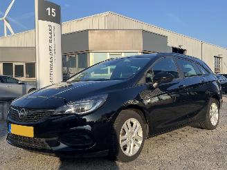Voiture accidenté Opel Astra Sports Tourer 110 pk Edition 2022/2