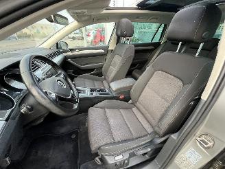 Volkswagen Passat Variant 1.6 TDI Business Edition AUTOMAAT picture 15