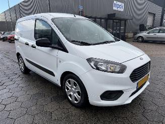 Ford Transit Courier Van 1.5 TDCI Trend Duratorq S&S picture 3