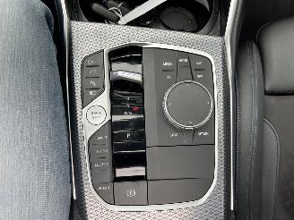 BMW 3-serie 330e M  xDrive picture 21