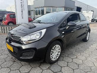 Avarii autoturisme Kia Rio 1.2 CVVT Comfort Pack 2012/11