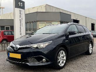 skadebil auto Toyota Auris Touring Sports 1.8 Hybrid Lease 2015/6
