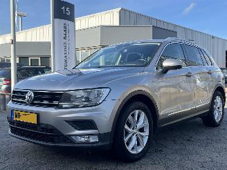 skadebil auto Volkswagen Tiguan 1.4 TSI ACT Connected Series AUTOMAAT 2017/1