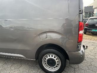 Peugeot Expert 231S 2.0 BlueHDI 120 Premium Pack picture 9