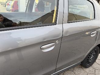 Mitsubishi Space-star  picture 10