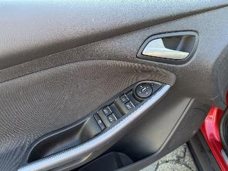 Ford Focus Wagon 1.6 TDCI ECOnetic Lease Titanium picture 10