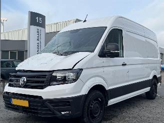 krockskadad bil bedrijf Volkswagen Crafter 35 2.0 TDI L3H3 Highline 177PK AUTOMAAT 2024/3