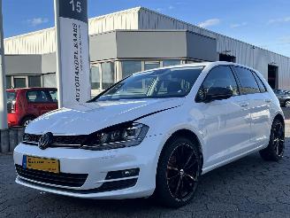 skadebil auto Volkswagen Golf 1.6 TDI Edition BlueMotion 2014/6