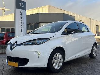skadebil auto Renault Zoé R90 Life 41 kWh 2018/6
